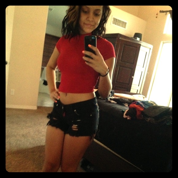 Black high wasted shorts ⚫️❤️