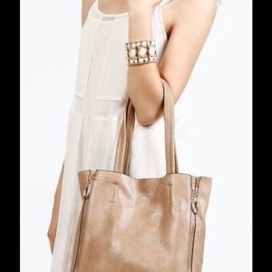 🎉HP 09/24🎉 Beige Milky Way Galaxy Bracelet