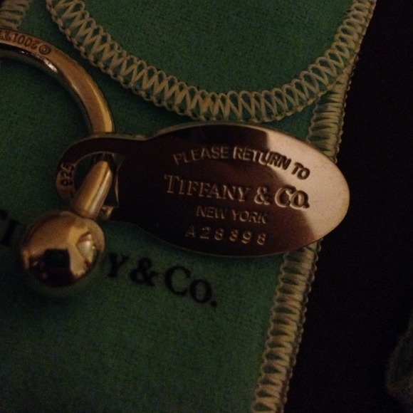 2 authentic tiffany&co key rings - Picture 3 of 3