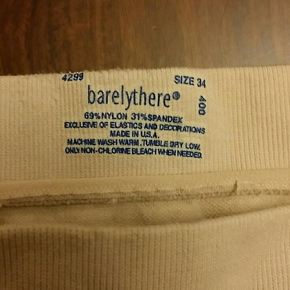 Preowned Barely There Shapewear Bandeau Slip