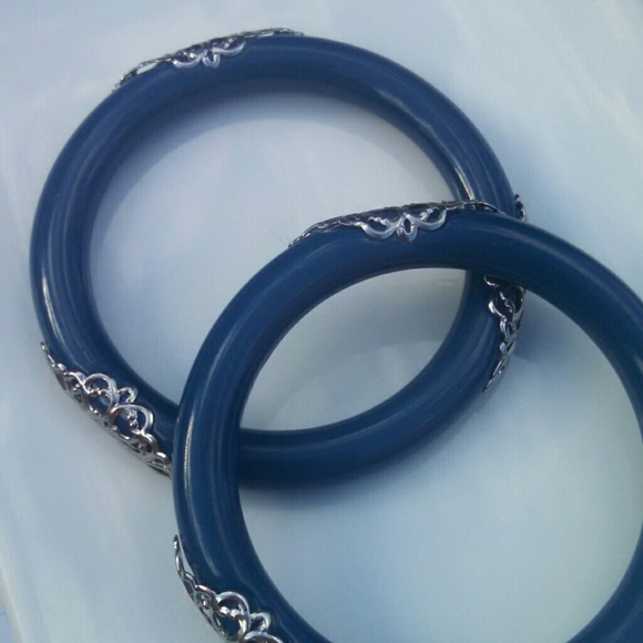 2 Blue acrylic bangles with silver filigree accent