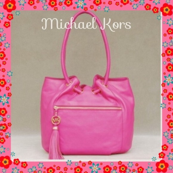 💞Michael Kors Pink Leather Bag💞