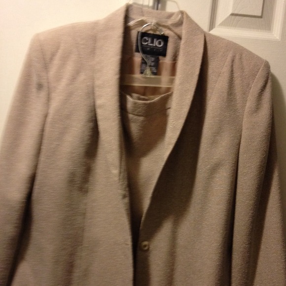 Shirt suit