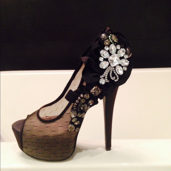 Amazon.com: YF-ANEN Glass Crystal High Heels Bright Cool  Hi heels with crystal detail
