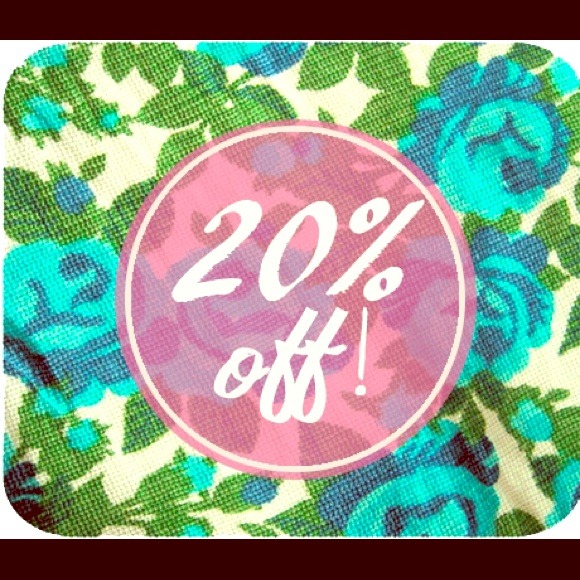⭐️FLASH SALE⭐️ LADIES!! Everything is 20% OFF!