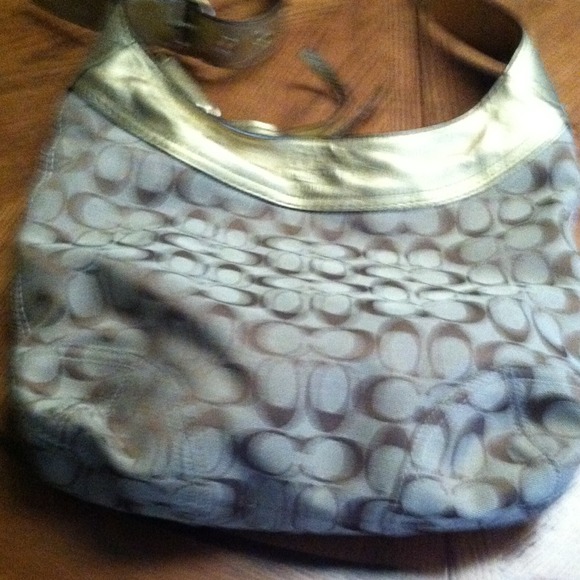 Coach shoulder bag
