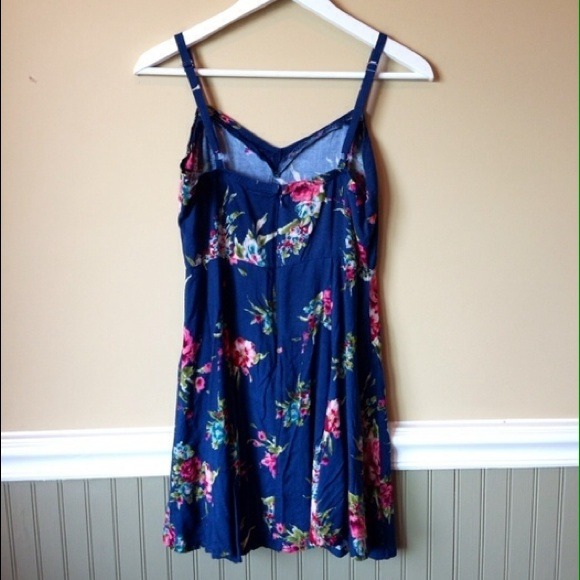 Forever 21 Navy Floral Dress- M - Picture 3 of 3