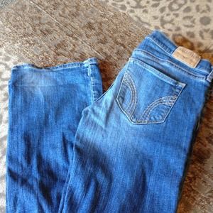 Light wash Hollister jeans