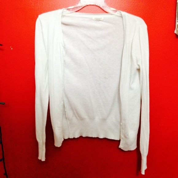 White Cardigan💕