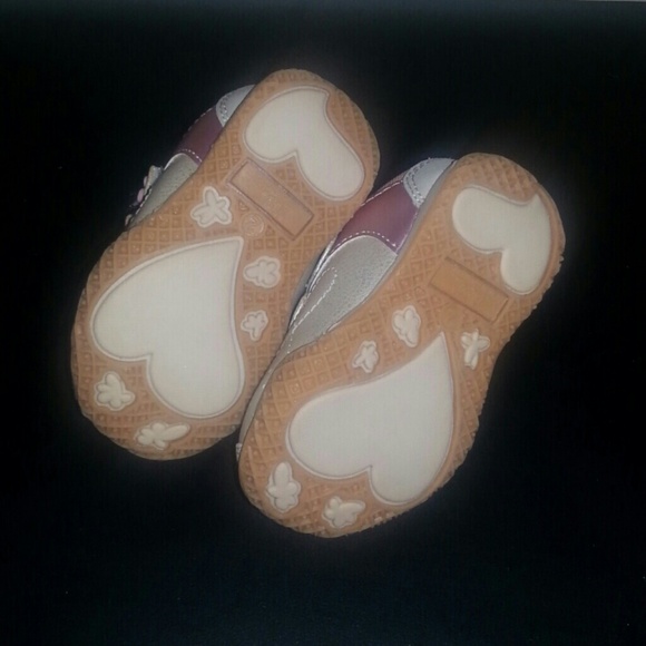 Baby Girl Sneakers Size 2 - Picture 3 of 4