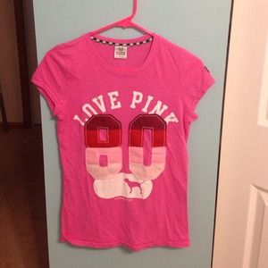 Pink tee shirt
