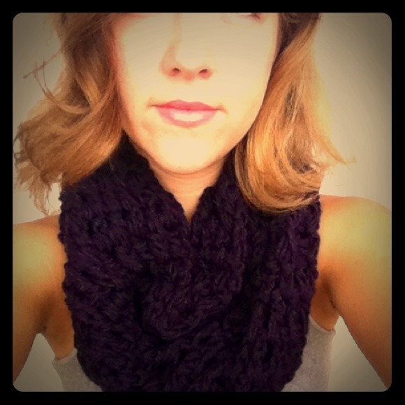 🚫SOLD🚫 Beautiful, Soft, Chunky Hand-Crocheted