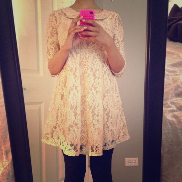 reserved pink lace dress Peter Pan collar