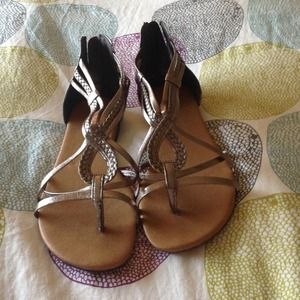 Sandals and Vest Bundle