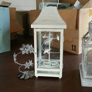 Partylite lantern with 2 spinning inserts