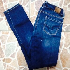 American Eagle Skinny Jeans💕
