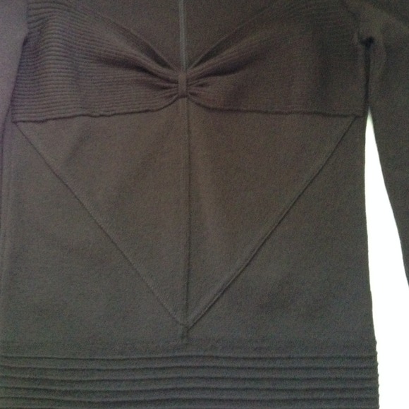 Authentic Bluemarine Sweater!! - Picture 4 of 8