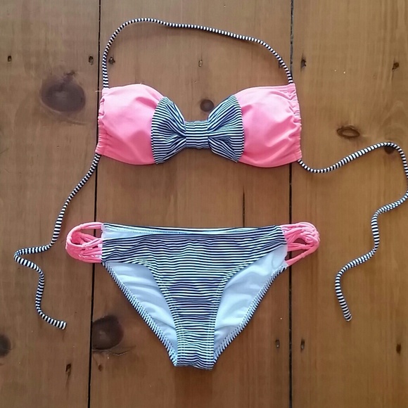 Bow Bikini