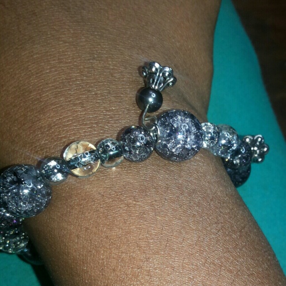 Sold - Picture 3 of 4