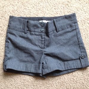Pre-owned Gray Casual Shorts. Size Small