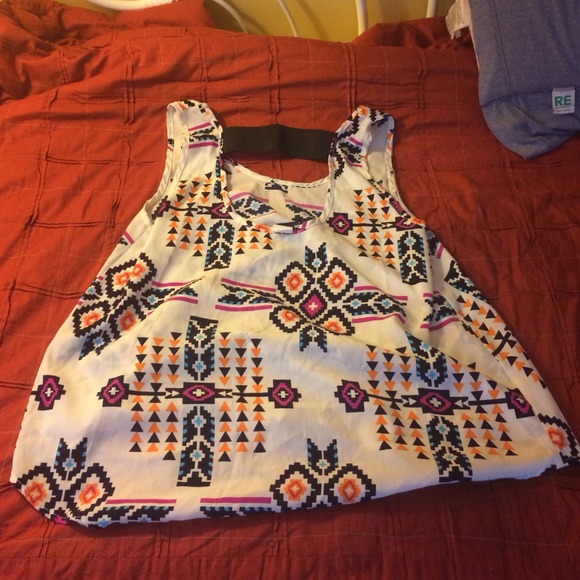 Large Aztec tank - Picture 2 of 2