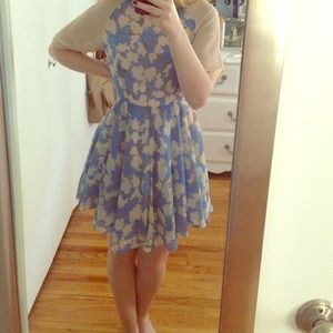 Modcloth cloud-print flowy dress
