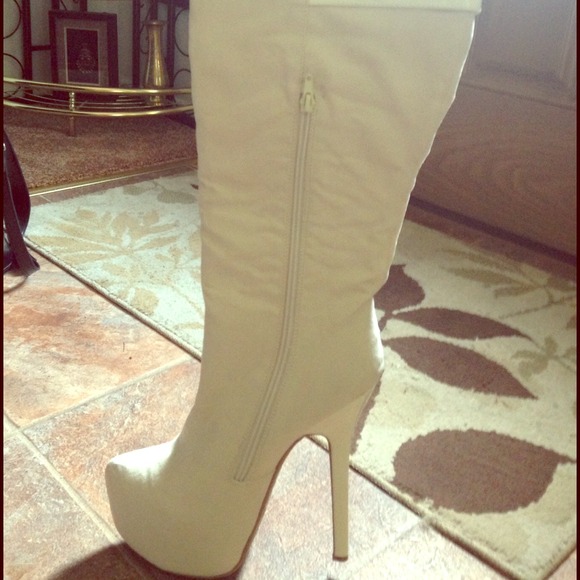 Hi my fellow shoe lovers happy hunting ladies😄
