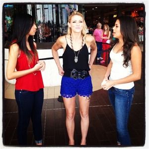 🔥 SOLD 🔥Rhinestone Studded Bow Belt