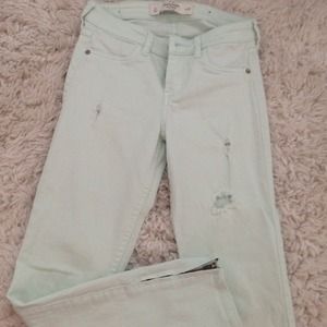 Abercrombie & Fitch "Mint capris"