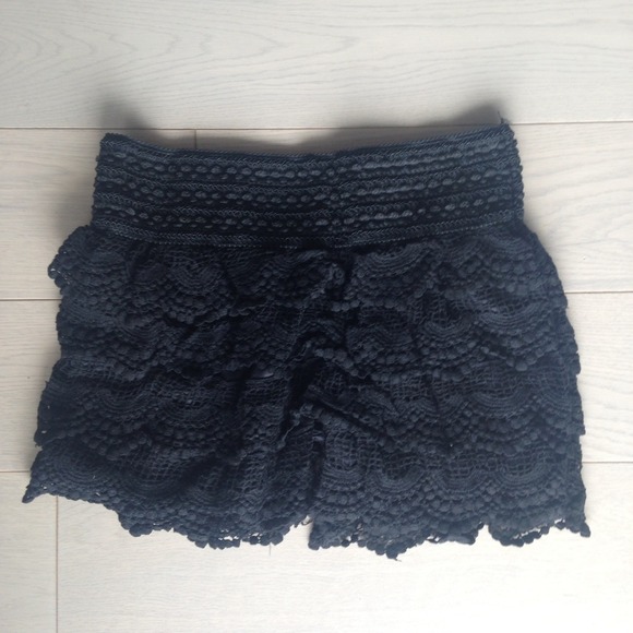 Pants - ❎SOLD❎ Black lace shorts