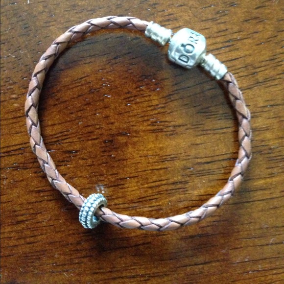 *Bundle*Pandora brown leather bracelet and charm