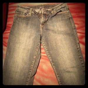 Size 6, straight leg, authentic Levi's.