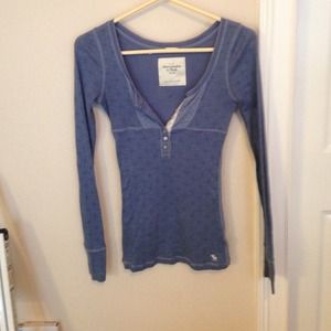 Abercrombie and Fitch long sleeved Henley