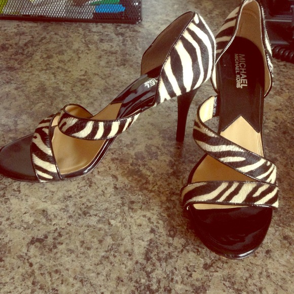 Authentic, size 8, Michael Kors heels.