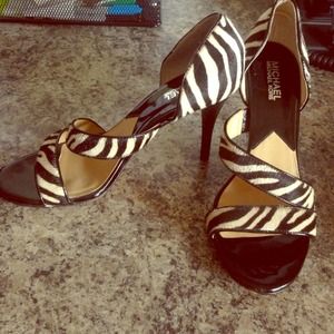 Authentic, size 8, Michael Kors heels.
