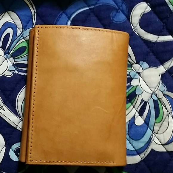 NWT Brown tan leather Wallet for men or women
