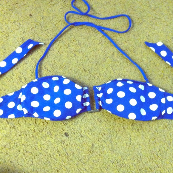 ➡️Hollister bikini top⬅️