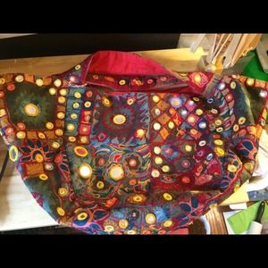 Unique Tylie Malibu bag