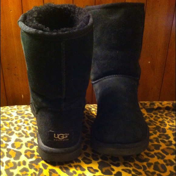 Black Ugg Boots!