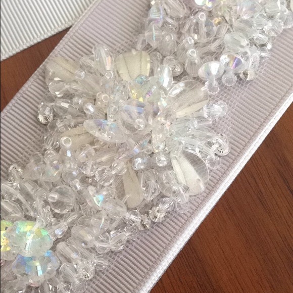 Grey white double layer crystal beaded belt