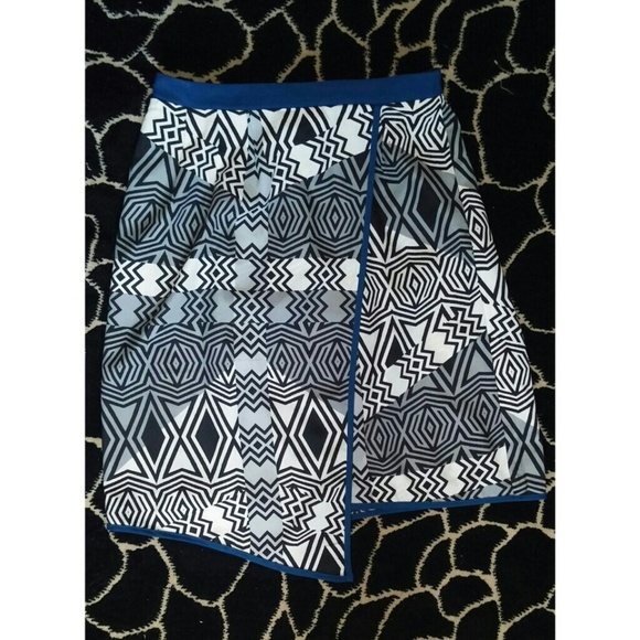 | Bar III | Geometric Print Wrap Skirt - Picture 2 of 3