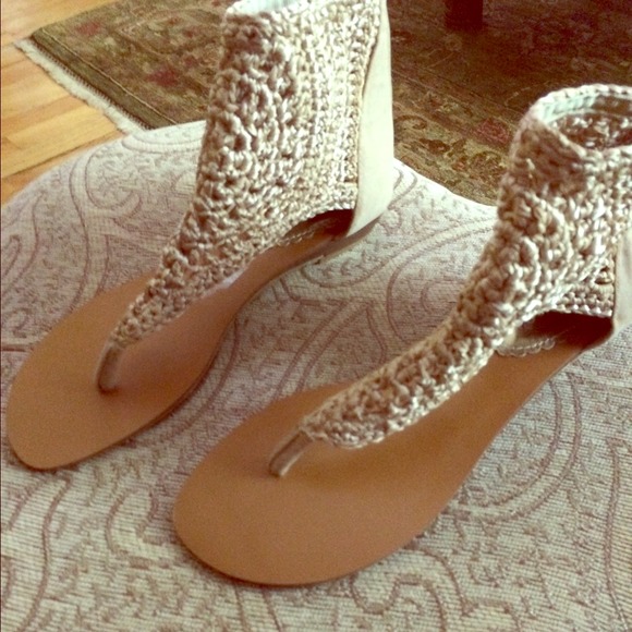 Unique Gladiator Sandals sz: 7.5!!! NEVER WORN!!!