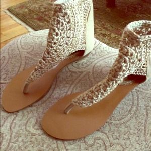 Unique Gladiator Sandals sz: 7.5!!! NEVER WORN!!!