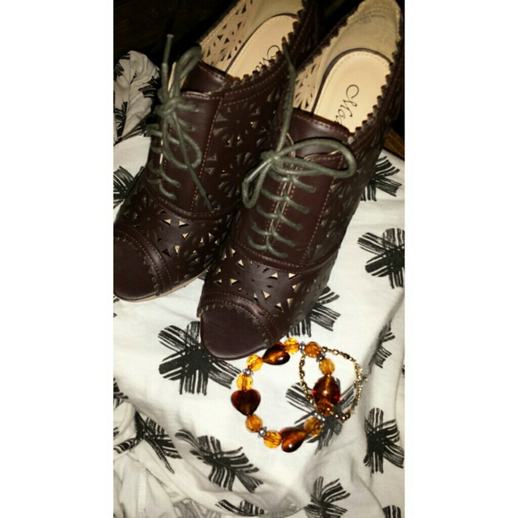 🌻Host Pick🌻Brown open toe shoe - Picture 2 of 4