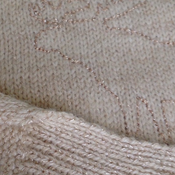 🎊A&F beige scarf - Picture 2 of 4