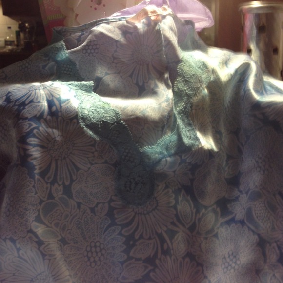 NEW! Short-Sleeve Nightie by Roses are Red ON SALE - Picture 2 of 2