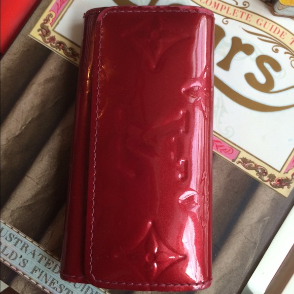 Louis Vuitton Pomme D Amour 4 Key Holder