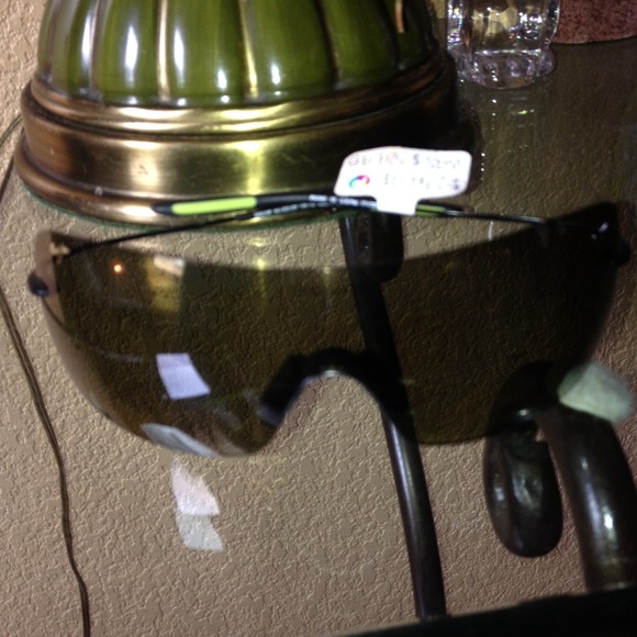 Unisex Maui Jim Sunglasses