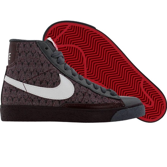 Nike Womens Blazer High