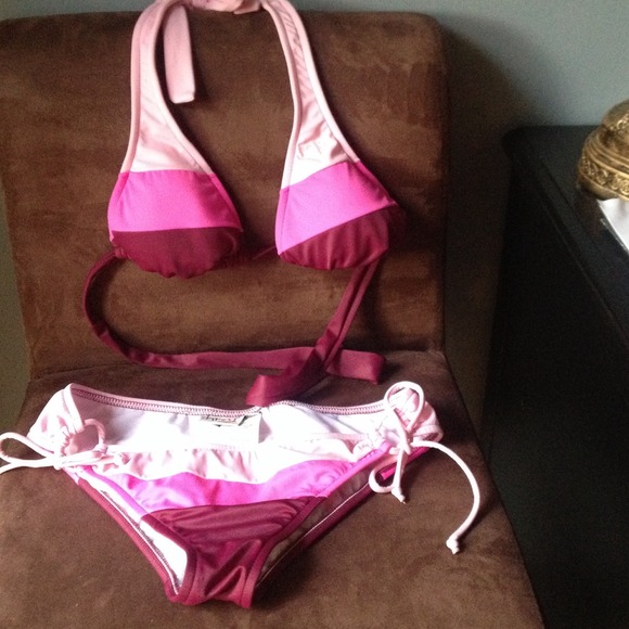 Roxy bikini, light pink, dark pink and maroon